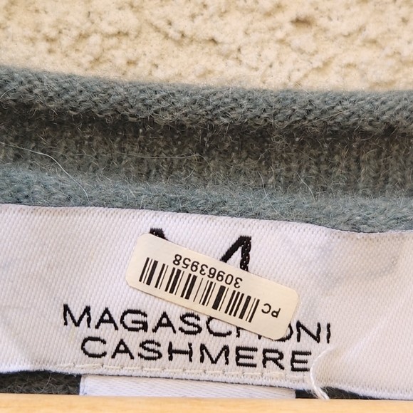 MAGASHONI Women's Sweater Large Green 100% Cashmere Quiet Luxury Lightweight - Picture 2 of 8